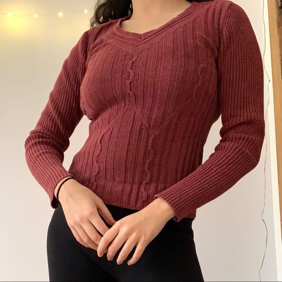 🍓 Calvin Klein Sweater 🍓 - Picture 2 of 4